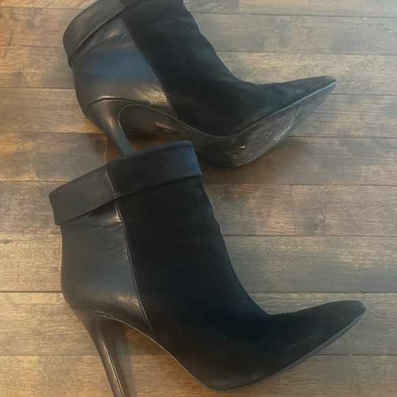 Jessica Simpson booties - Picture 2 of 7